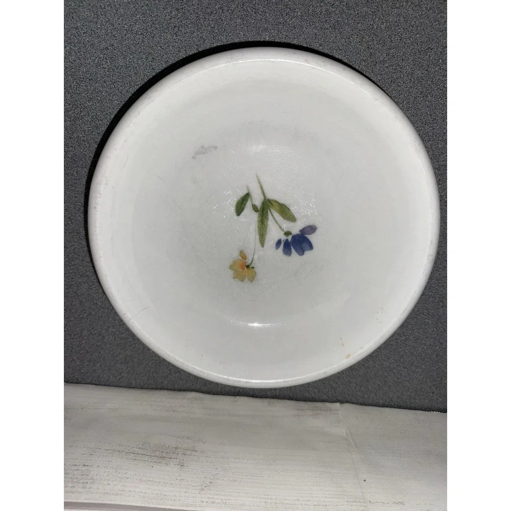 Mikasa Soft Touch Salad Bowl 8 Inch Mn 300 /flaw